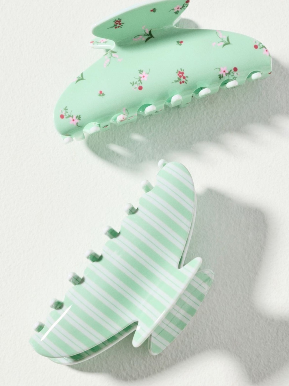 Anthropologie Green Motif Claw Clips, Set of 2 - NWT